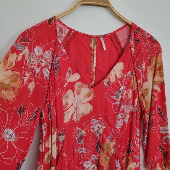 Free People All Eyes On You Floral Mini Swing Dress 4 Coral 3/4 Bell Sleeve - Picture 10 of 16